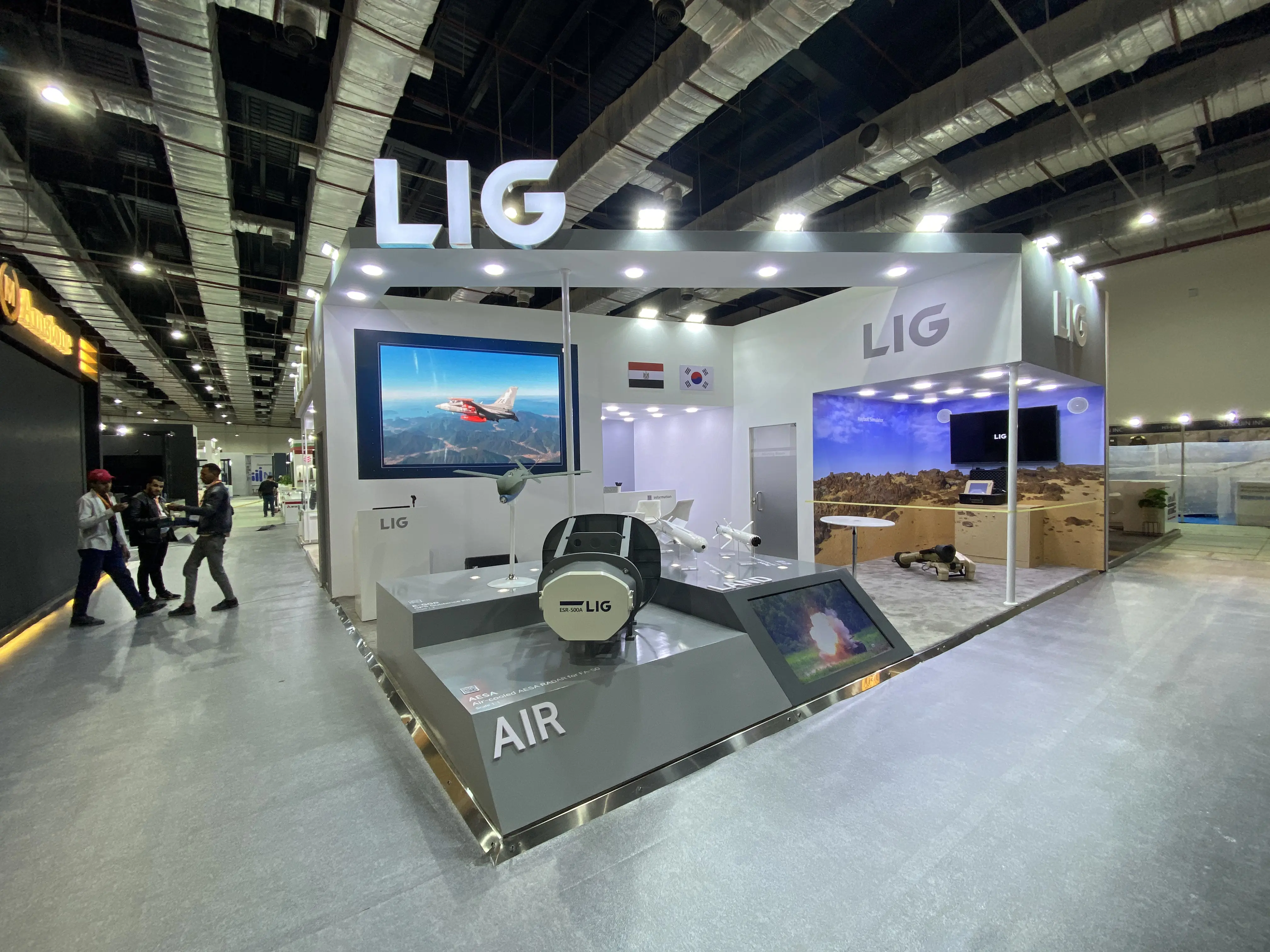 LIG Nex1 exhibition stand at Egypt Defence Expo (EDEX) – photo 3