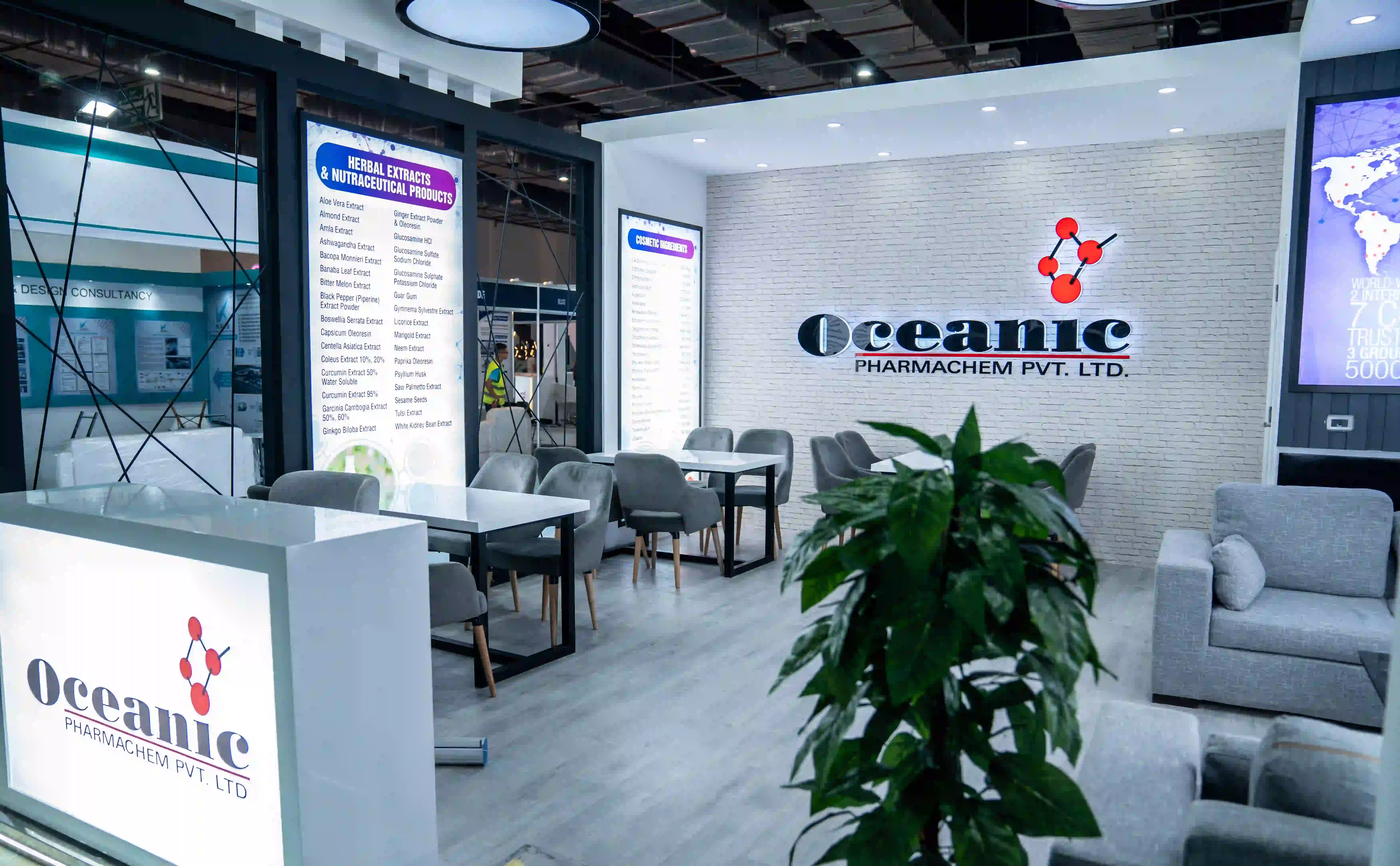 Oceanic Pharmachem exhibition stand at Pharmaconex – photo 3